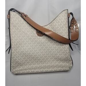 Michael Kors- Large Hobo shoulder Bag- Cream and Acorn color